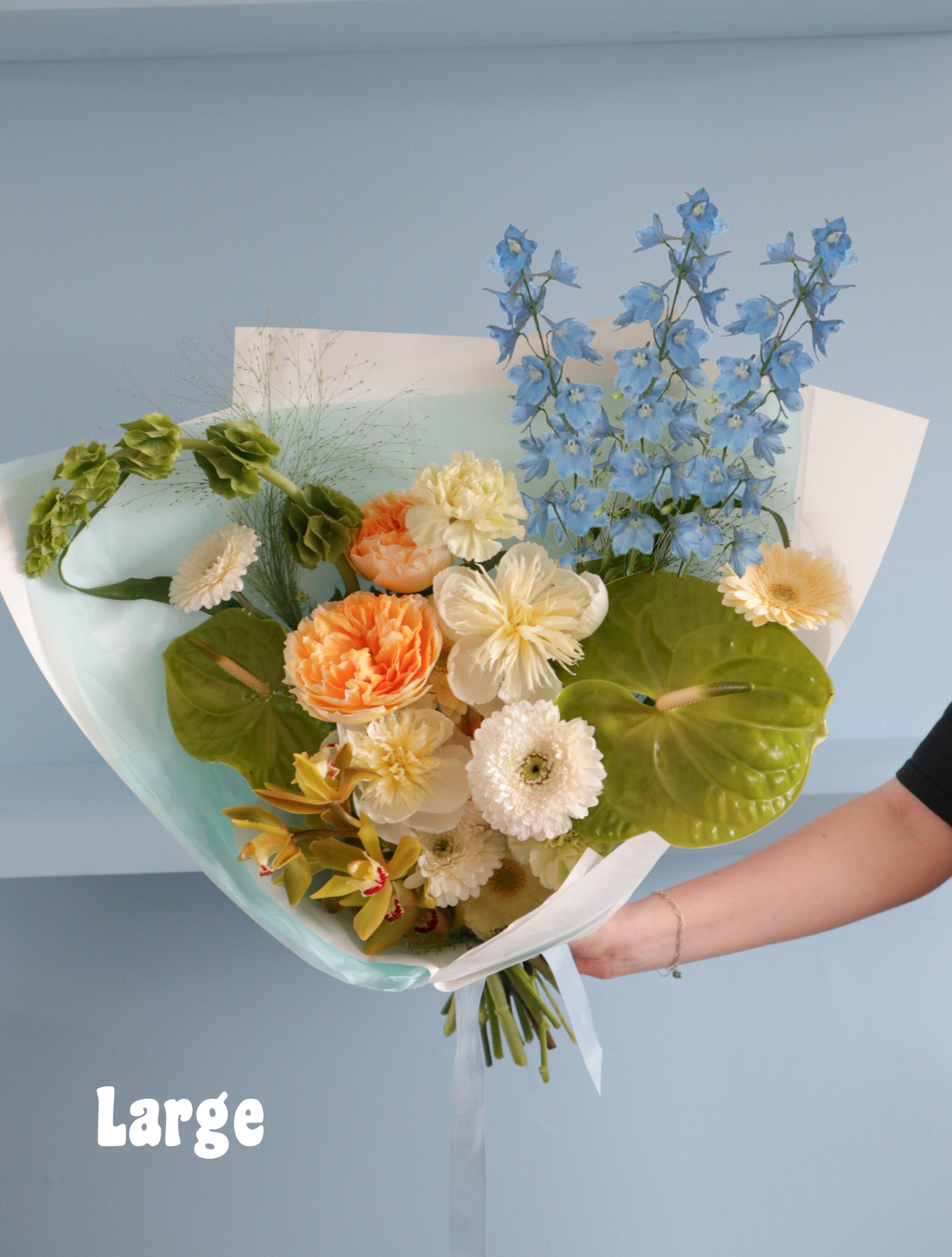 Creamy Neutral Bouquet