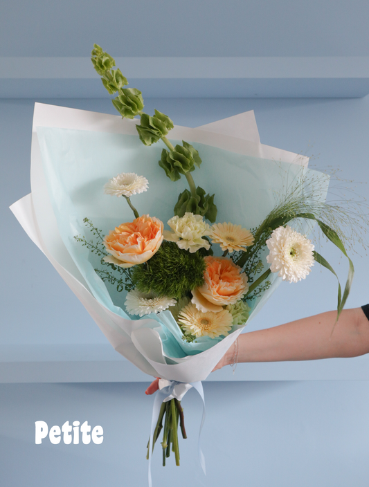 Creamy Neutral Bouquet