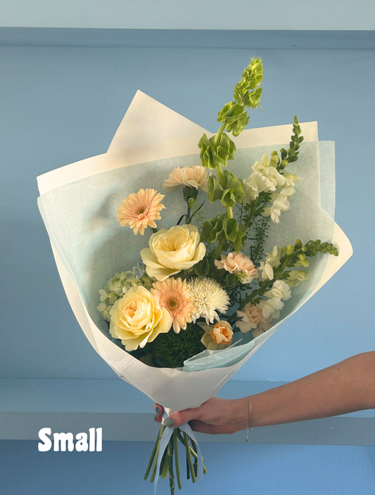 Creamy Neutral Bouquet
